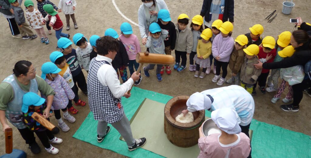 １２月２５日　もちつき