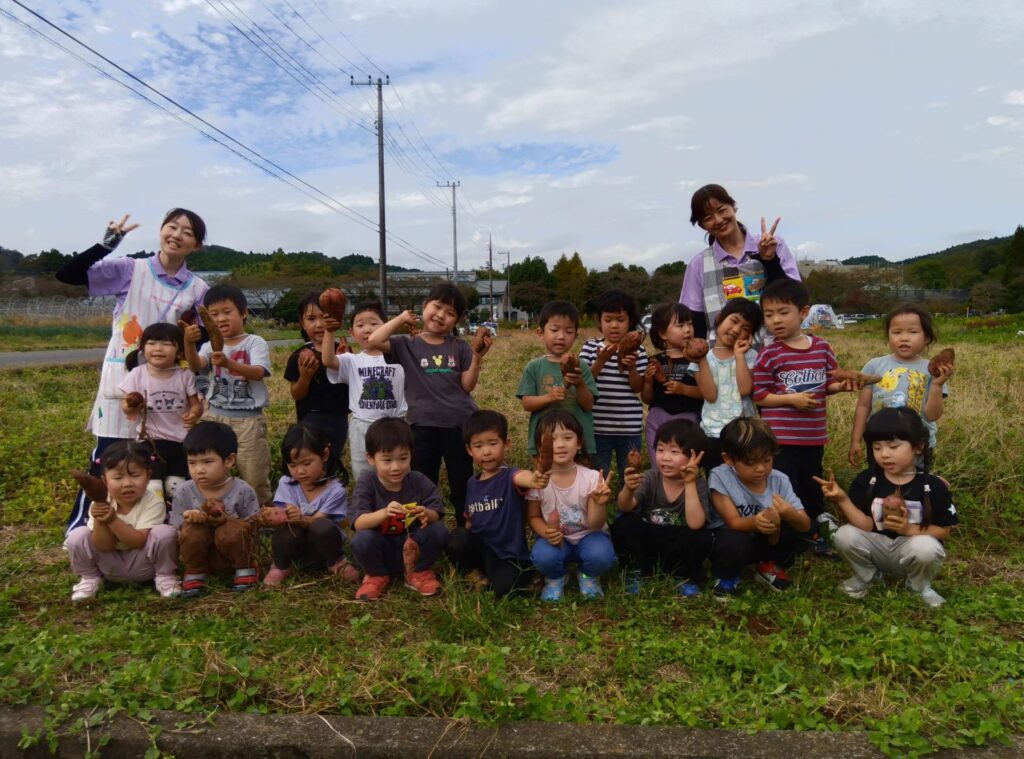 ４・５歳児：芋ほり遠足